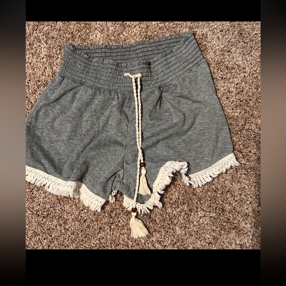 Never worn. Tags are off.